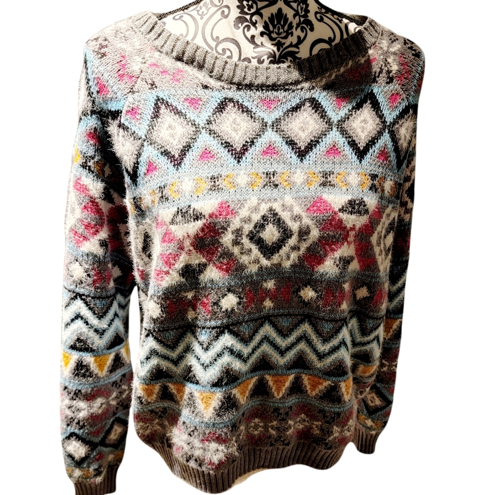 No boundaries sweater